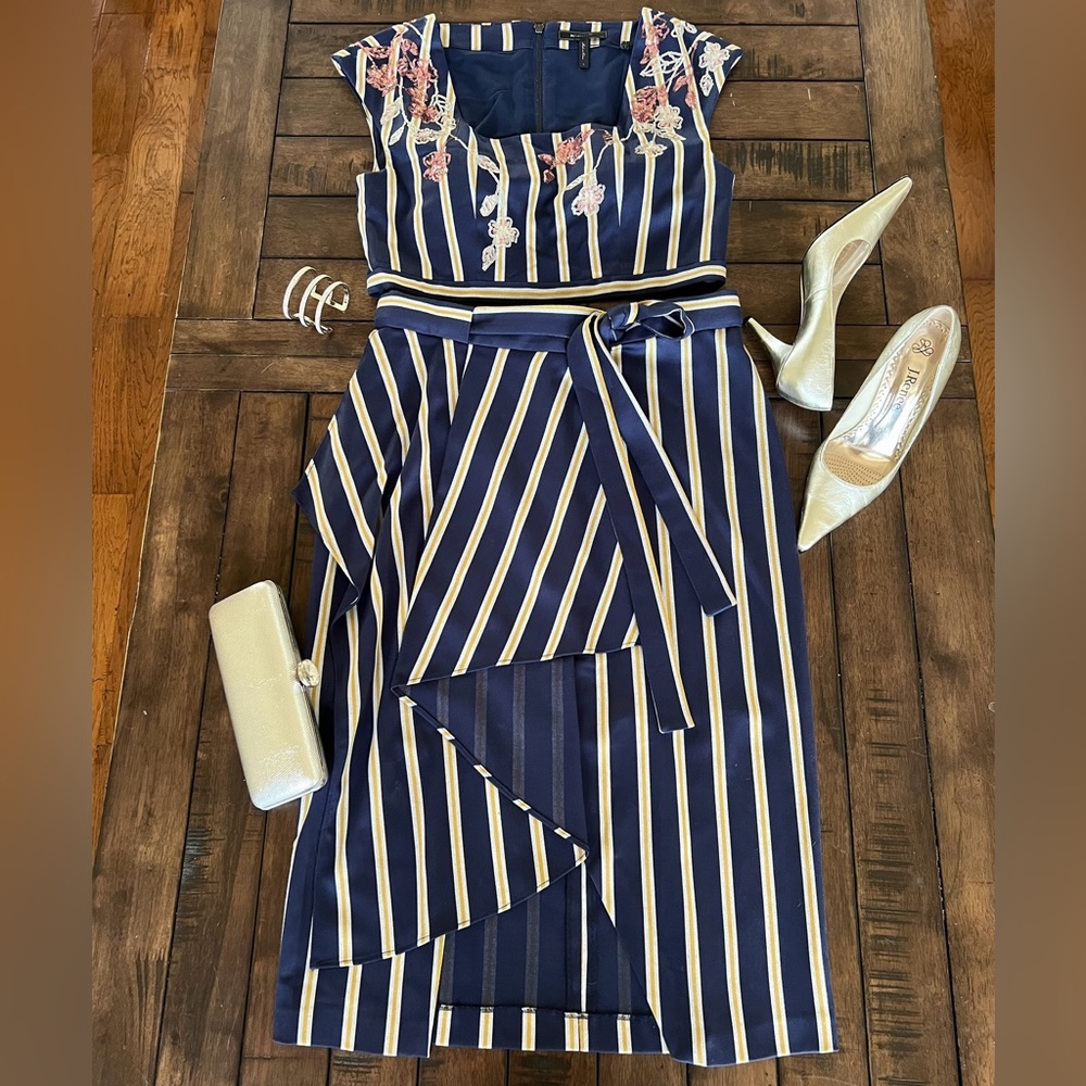 BCBG slit skirt with asymmetrical drape and belt.  Navy, gold, grey. Size L.